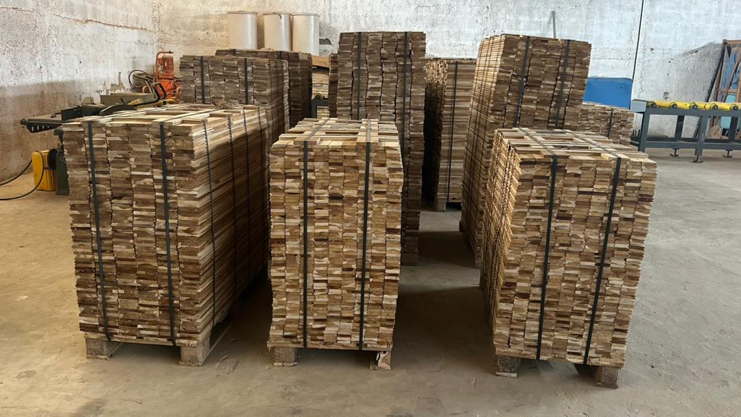 Teak bundles, alternate angle